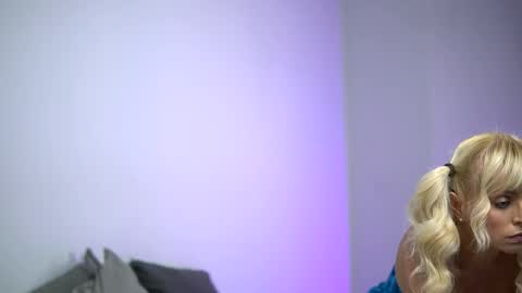 britneyhudson online show from September 9, 5:18 am