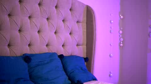 britneyhudson online show from February 22, 10:40 am