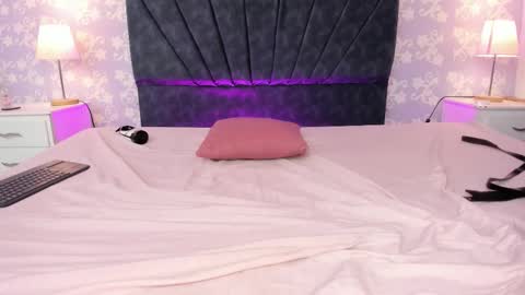 BritneySweet  online show from February 4, 6:50 am