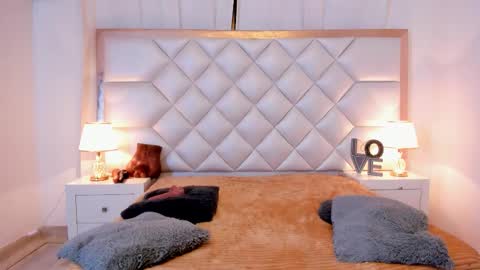 Brittany  online show from November 6, 4:04 am