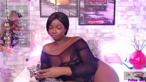 brittany 25 years old  happy as a worm  online show from December 31, 2:14 pm