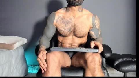 brockhurn_ online show from October 25, 3:07 am