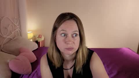 Brooke online show from September 26, 8:50 pm