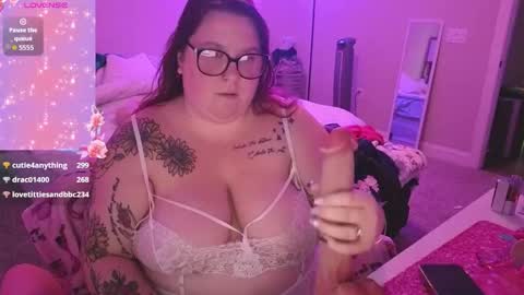 Madam Brooke online show from December 5, 7:11 pm