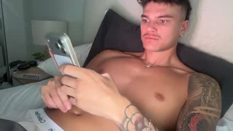 BrooklynTay online show from March 15, 11:41 pm