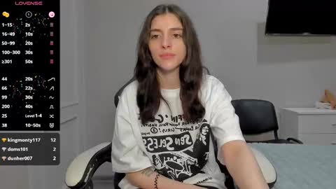 broosnica1 online show from November 11, 9:33 am