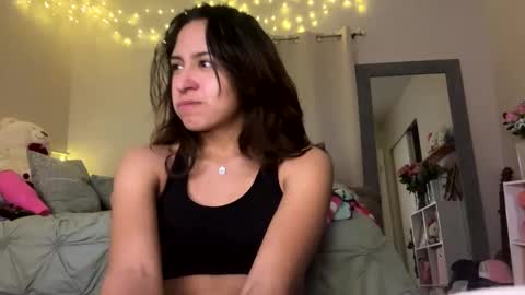 Snapshot of brownbunny212 chatting on January 23, 5:24 am brownbunny212 online show from January 23, 5:24 am