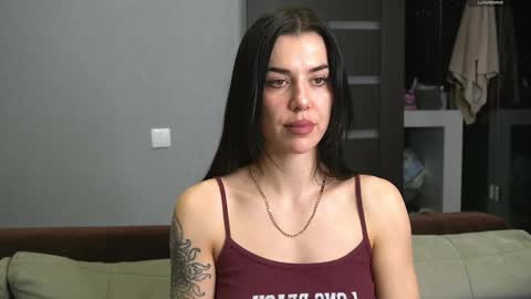 Alice online show from January 18, 7:04 pm