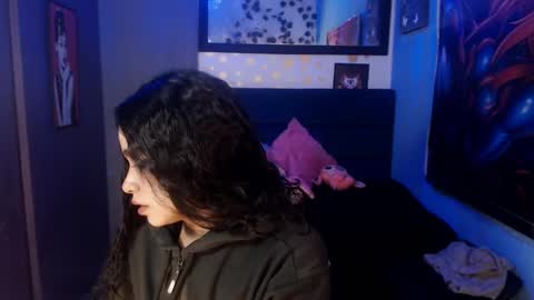 bruniemanhattan online show from January 18, 2:33 pm