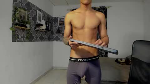 bruno_snow online show from January 11, 4:40 am