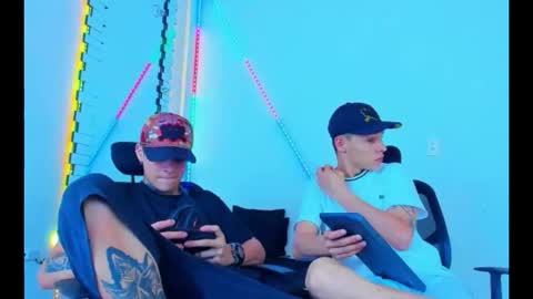 Snapshot of bruno_wild chatting on September 24, 12:45 pm Bruno wild online show from September 24, 12:45 pm