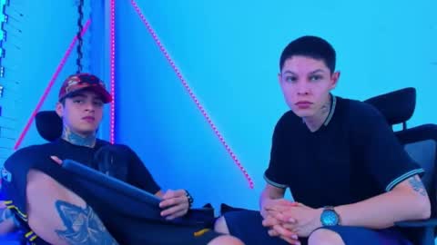 Snapshot of bruno_wild chatting on October 9, 12:38 am Bruno wild online show from October 9, 12:38 am