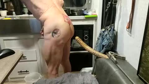 Snapshot of brushsquach chatting on March 7, 6:02 am Steve... aka SkinnieDippin aka TimberTramp online show from March 7, 6:02 am