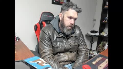 BRUTALMASTER1983 online show from December 15, 6:31 am