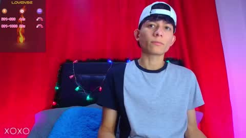 BRYAM INDEPENDENT MODEL online show from November 15, 10:11 pm