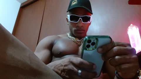 Enjoy the best muscle straws   online show from March 9, 3:54 am