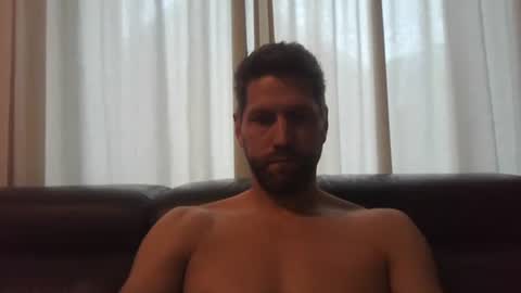 bubblebee1982 online show from October 3, 7:16 am