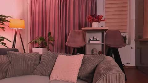 MayaCroft online show from January 11, 4:24 pm