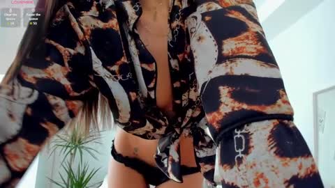 bubbledoll7 online show from April 11, 7:45 am