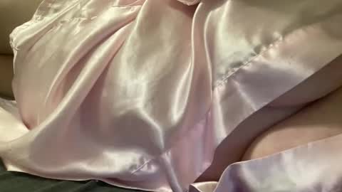 bubblegirl online show from February 18, 10:09 pm