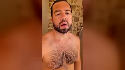 bubblensuck13 online show from July 5, 6:20 am