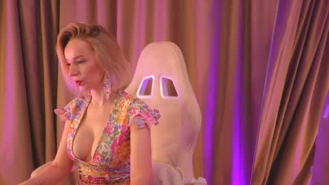 bubbling_crush online show from March 12, 10:28 pm