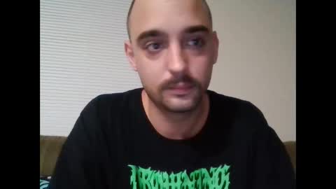 Snapshot of bud42o chatting on October 20, 4:39 am Bud42o online show from October 20, 4:39 am