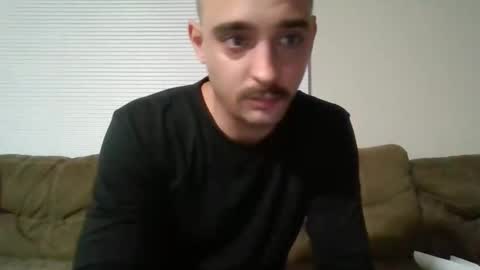 Snapshot of bud42o chatting on October 16, 5:07 am Bud42o online show from October 16, 5:07 am