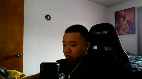 buffsexyman24 online show from February 20, 4:09 pm