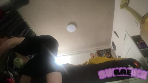 Snapshot of bukkakebae chatting on February 9, 8:21 am bukkakebae online show from February 9, 8:21 am