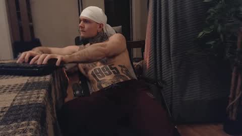 Dmitriy  online show from March 2, 9:54 pm