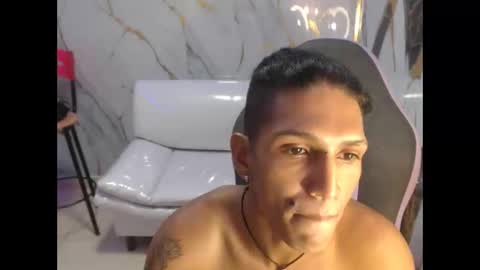 bull_cam online show from September 18, 8:24 pm