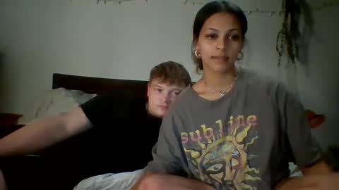 Snapshot of bunniandbyrdd chatting on February 13, 5:37 am bunniandbyrdd online show from February 13, 5:37 am