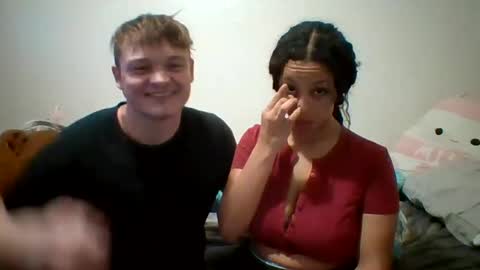 Snapshot of bunniandbyrdd chatting on February 11, 12:28 am bunniandbyrdd online show from February 11, 12:28 am