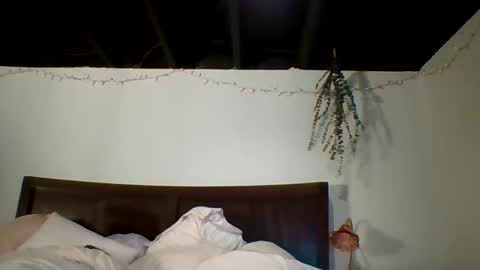 Snapshot of bunniandbyrdd chatting on September 23, 1:54 am bunniandbyrdd online show from September 23, 1:54 am