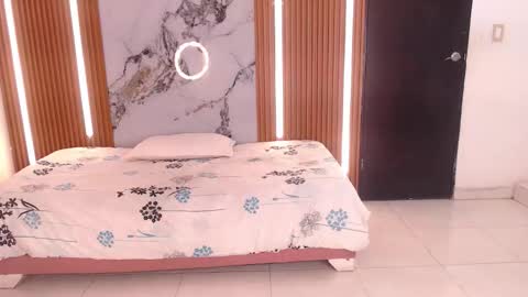 Rossi Hill online show from February 3, 12:31 pm