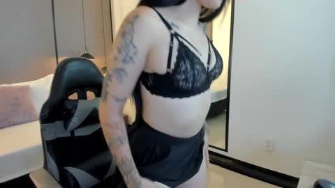 bunny_blink online show from March 11, 1:25 pm