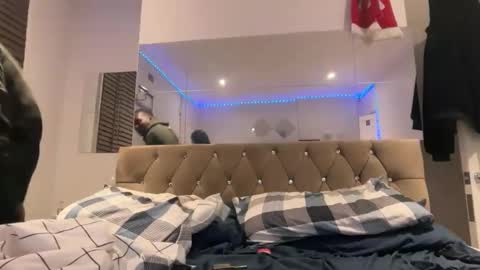 bunnyandbuck online show from February 23, 12:35 am