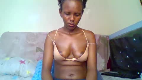 bunnydiva_ online show from November 4, 3:19 am