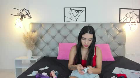 valentina online show from November 28, 11:01 pm