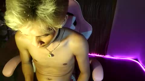 burger_kingxxx online show from February 24, 7:50 pm