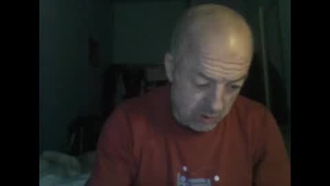 burnleyguy1977 online show from March 6, 6:34 am