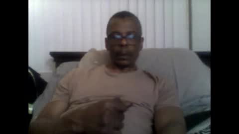 Busturgutzgd1 online show from February 16, 5:26 am