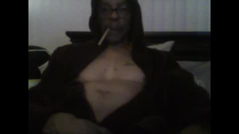 Busturgutzgd1 online show from December 24, 5:38 am