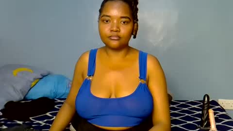busty kenzi online show from July 29, 12:32 am