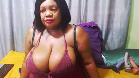 bustymaturestepmum online show from June 9, 5:18 am