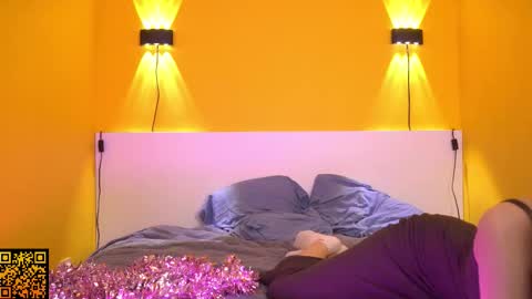 butteflai online show from November 12, 5:15 pm