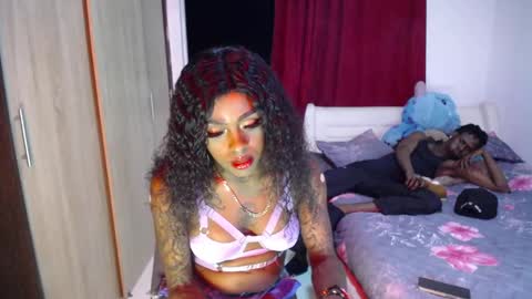 butterfly_rouse online show from December 17, 1:01 am