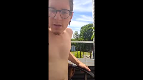 Buttonjay online show from June 8, 5:58 pm