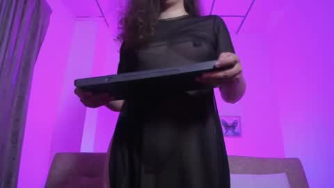 BUNNY BELLA online show from July 31, 3:18 am